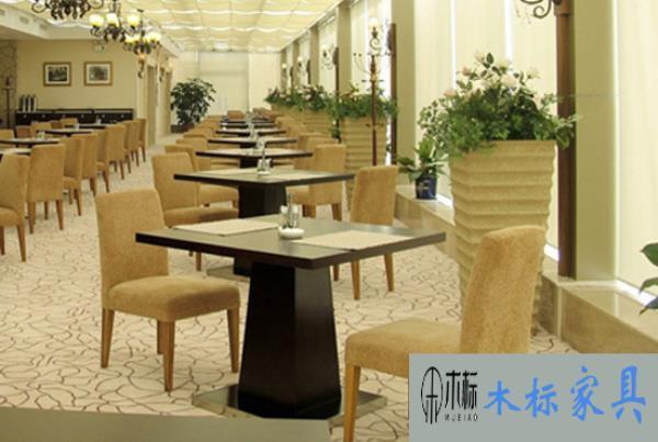 實木餐桌餐椅優勢闡述|餐廳家具 實木餐桌餐椅優勢闡述|餐廳家具