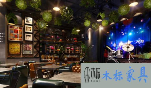 西餐廳桌椅有哪些形式與風(fēng)格|餐飲家具 西餐廳桌椅有哪些形式與風(fēng)格|餐飲家具