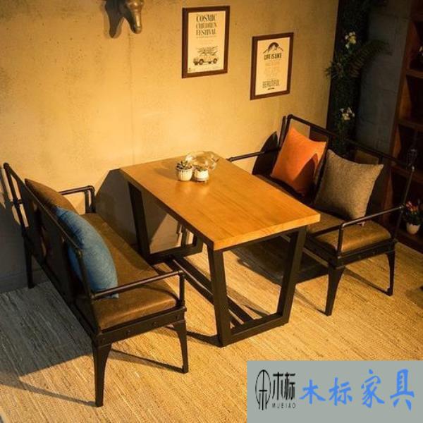 咖啡廳裝修風(fēng)格如何設(shè)計(jì)家具吸引消費(fèi)者 